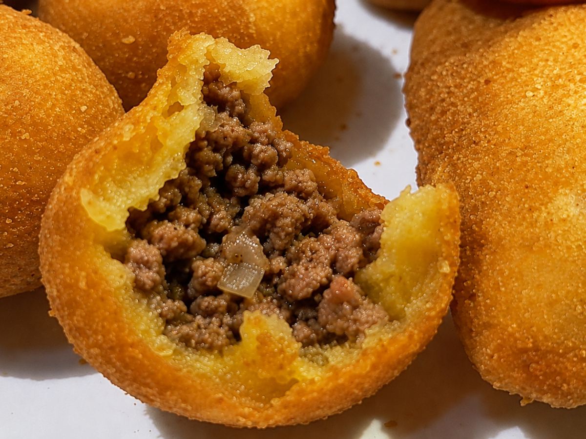 Mini Bolinha Recheada – Caixa com 25 Unidades